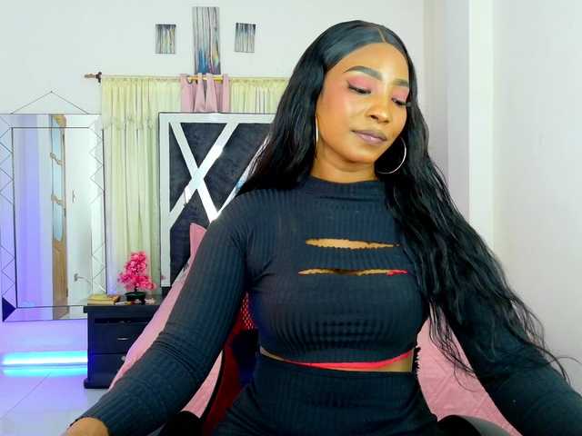talianapalacios live cam on BongaCams