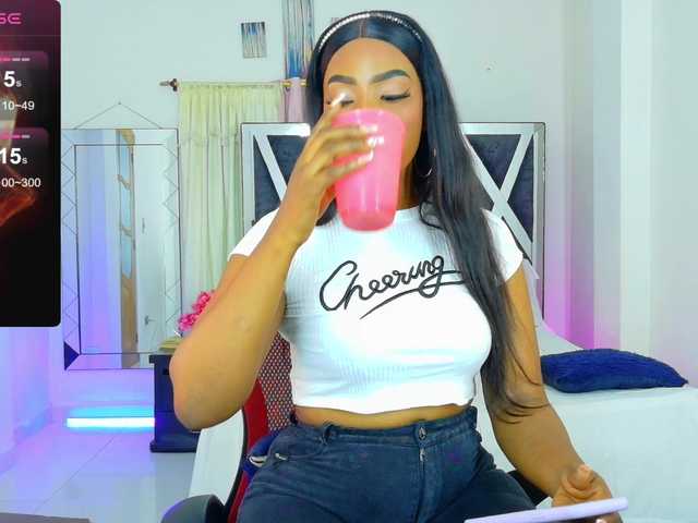 talianapalacios live cam on BongaCams