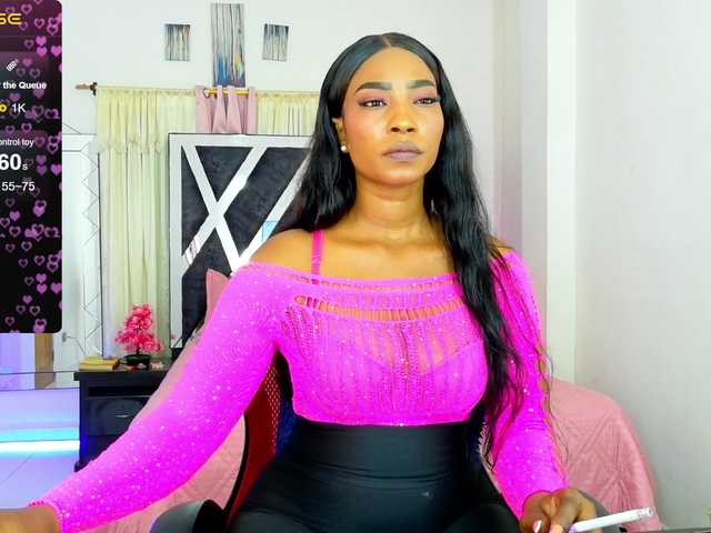 talianapalacios live cam on BongaCams
