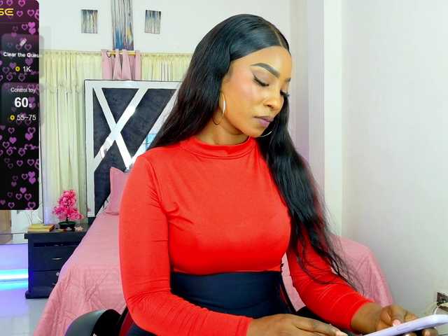 talianapalacios live cam on BongaCams