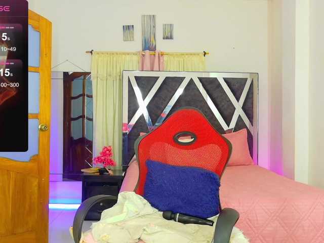 talianapalacios live webcam show