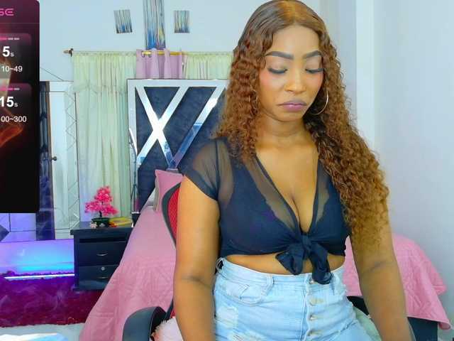talianapalacios live webcam show