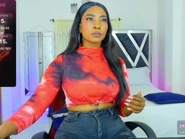 talianapalacios live cam on BongaCams