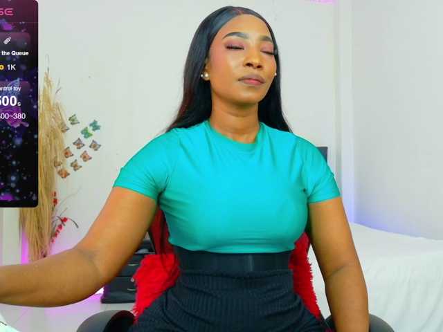 talianapalacios live cam on BongaCams