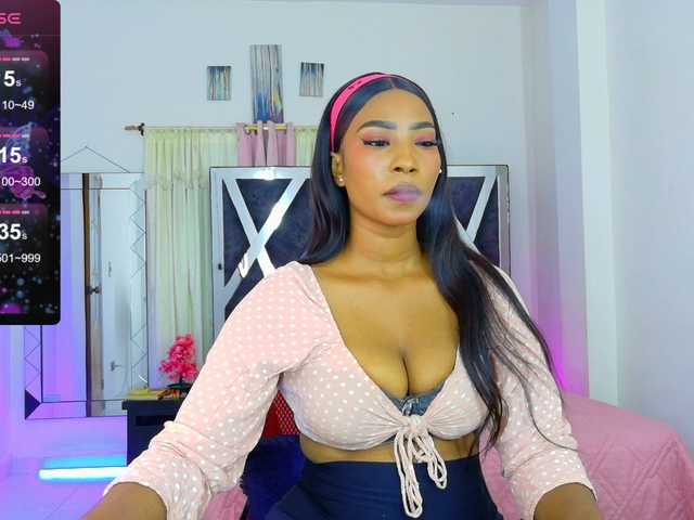 talianapalacios live cam on BongaCams