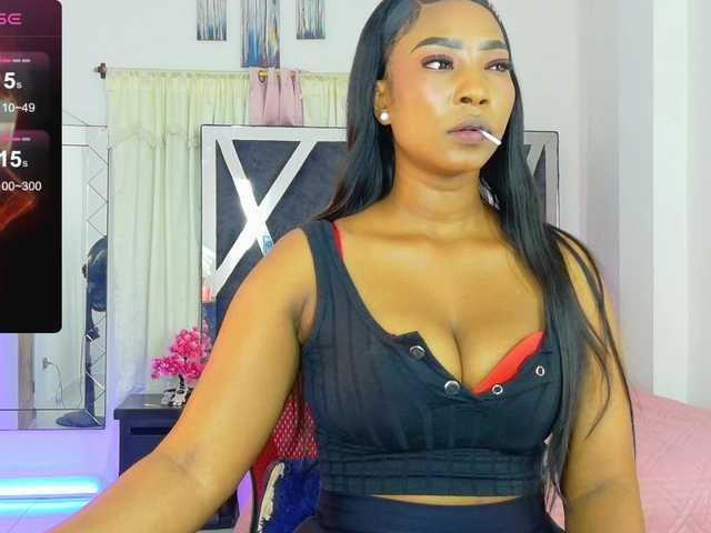 talianapalacios live cam on BongaCams