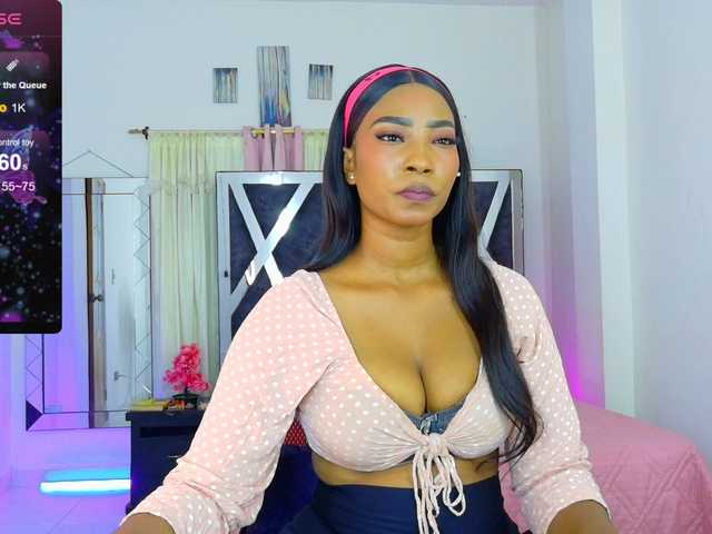 talianapalacios live cam on BongaCams