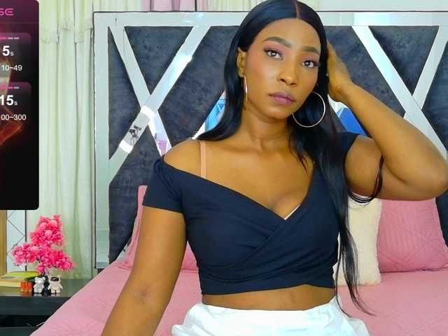 talianapalacios live webcam show