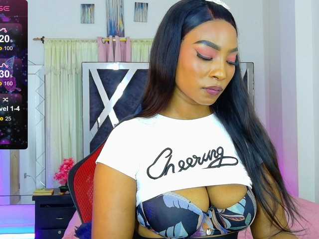 talianapalacios live cam on BongaCams