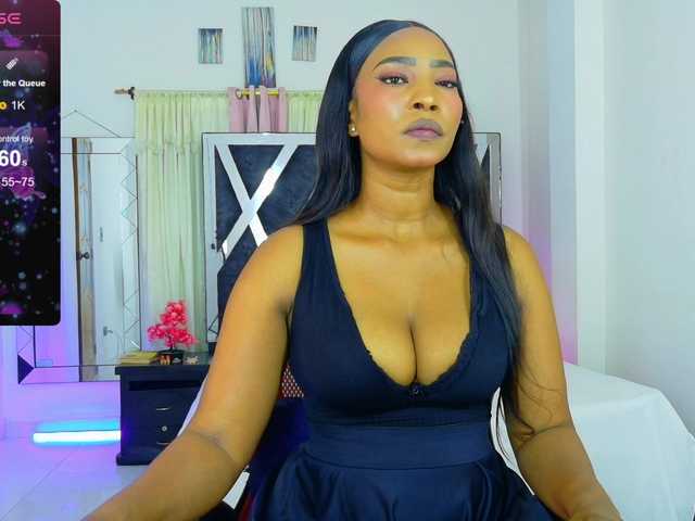 talianapalacios live cam on BongaCams