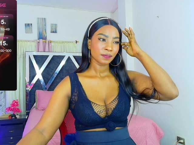 talianapalacios live cam on BongaCams