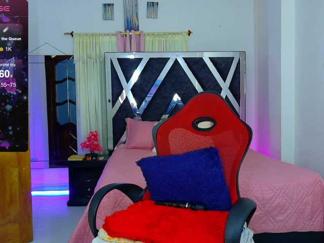 talianapalacios live cam on BongaCams