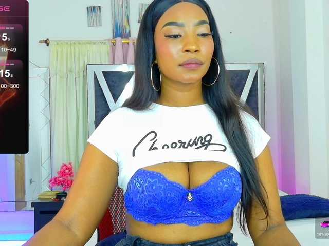 talianapalacios live cam on BongaCams