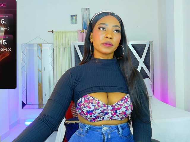 talianapalacios live cam on BongaCams