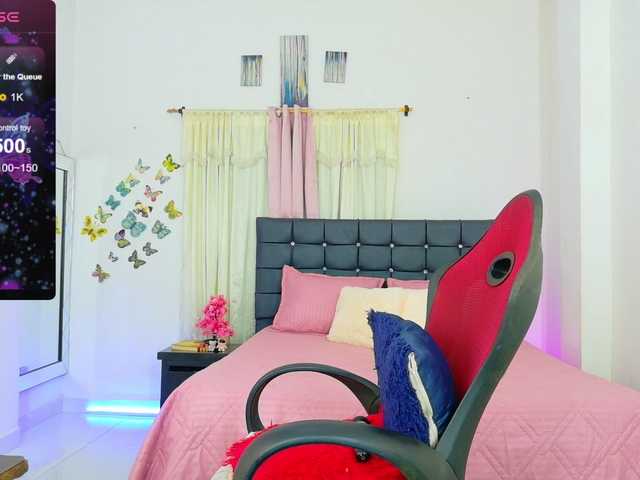 talianapalacios live cam on BongaCams