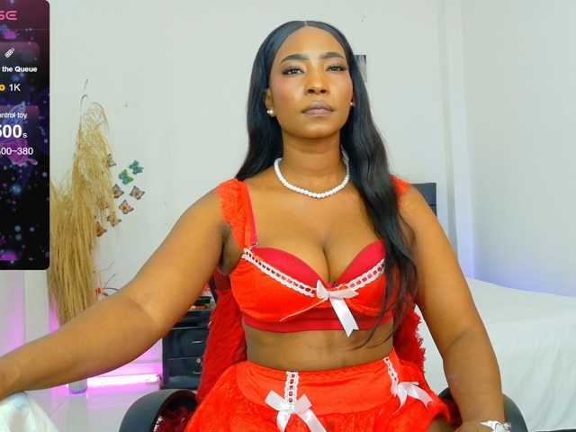 talianapalacios live cam on BongaCams