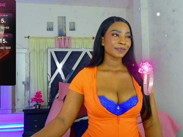 talianapalacios live cam on BongaCams
