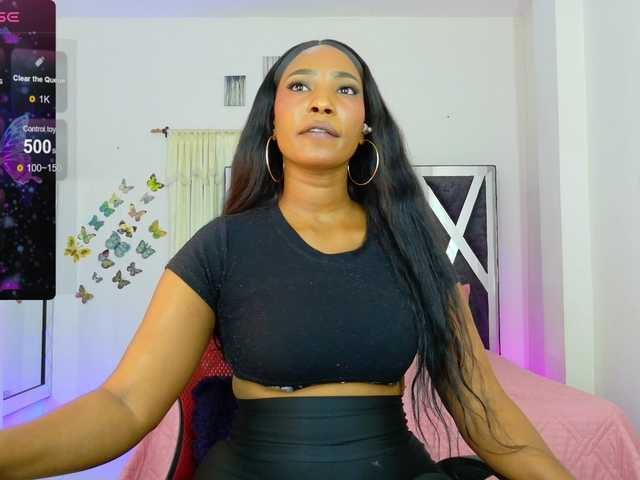 talianapalacios live cam on BongaCams