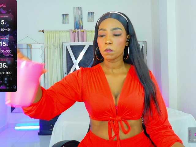 talianapalacios live cam on BongaCams