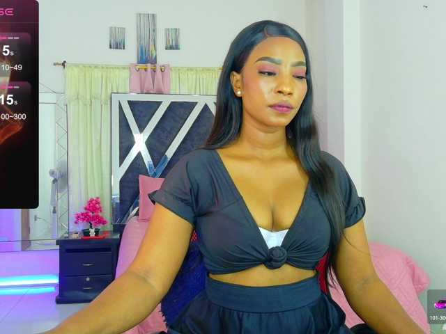 talianapalacios live cam on BongaCams