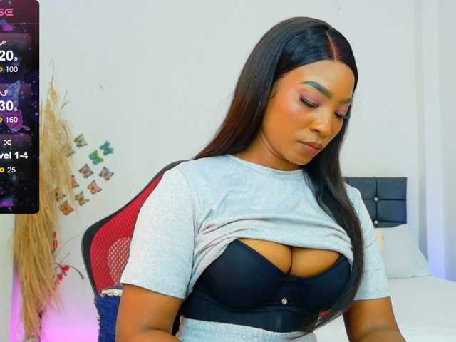 talianapalacios live cam on BongaCams