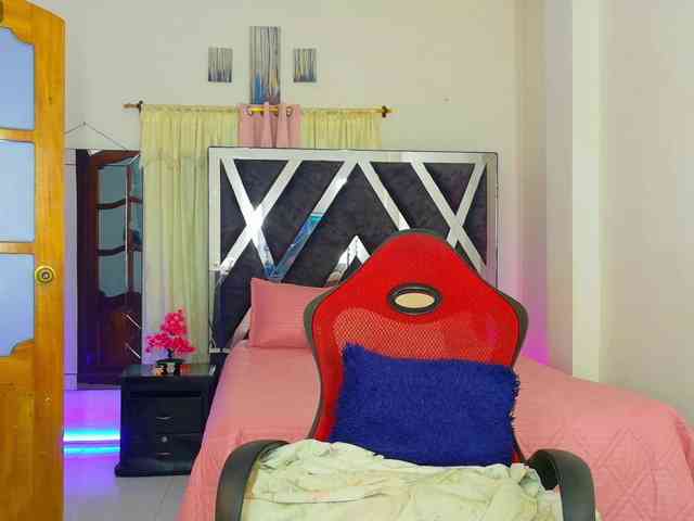 talianapalacios webcam