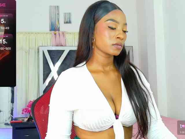 talianapalacios Live Webcam on BongaCams