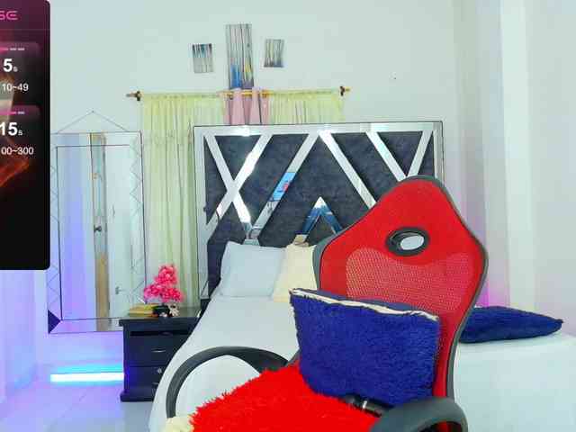 talianapalacios Live Webcam on BongaCams