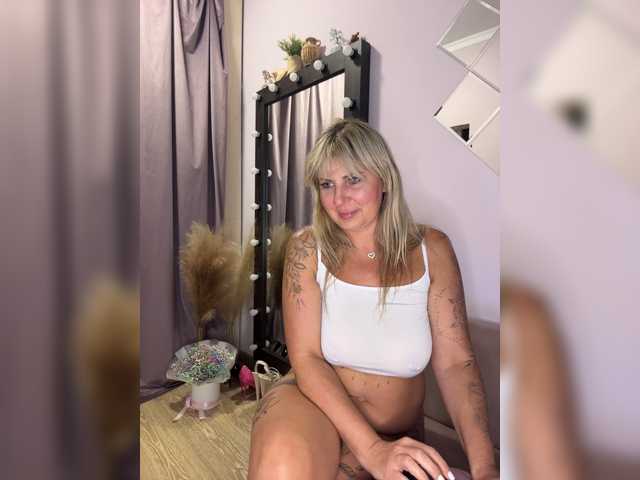 lunanight live cam on BongaCams