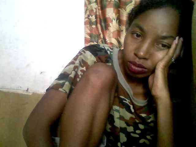 BigHairypussy webcam