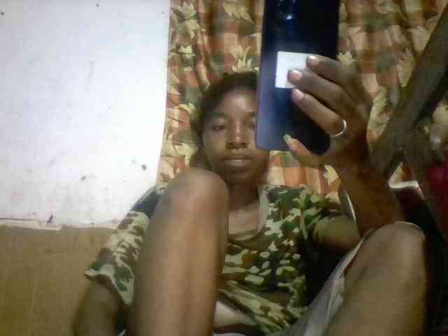 BigHairypussy webcam