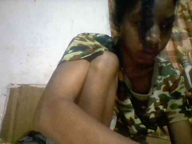 BigHairypussy webcam