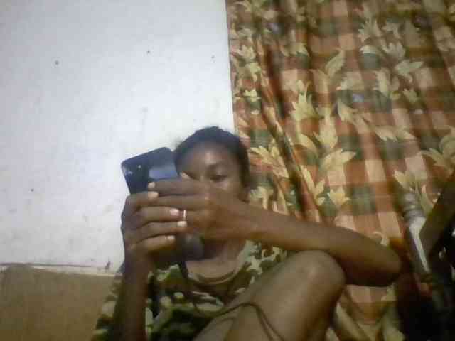 BigHairypussy webcam