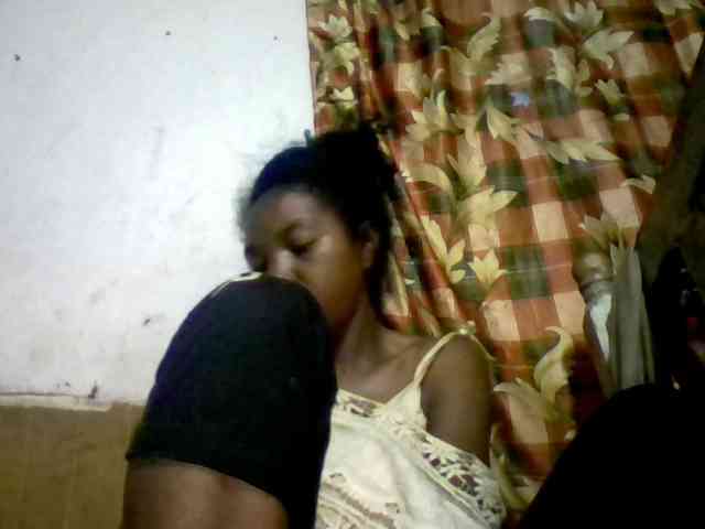 BigHairypussy webcam