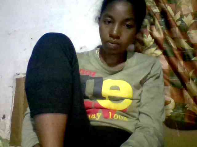 BigHairypussy webcam