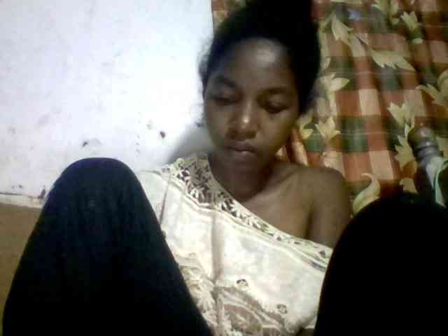 BigHairypussy webcam