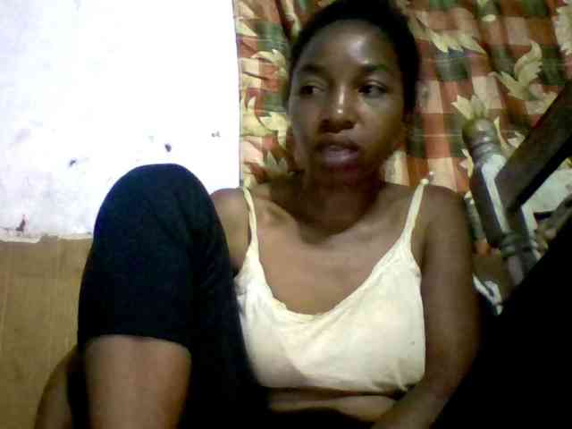 BigHairypussy webcam