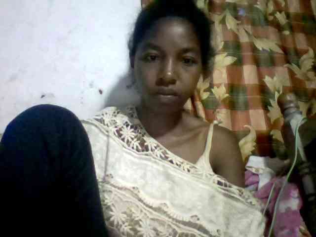 BigHairypussy webcam