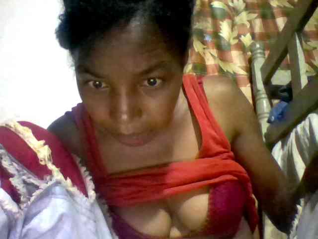 BigHairypussy webcam