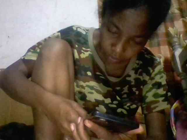 BigHairypussy webcam