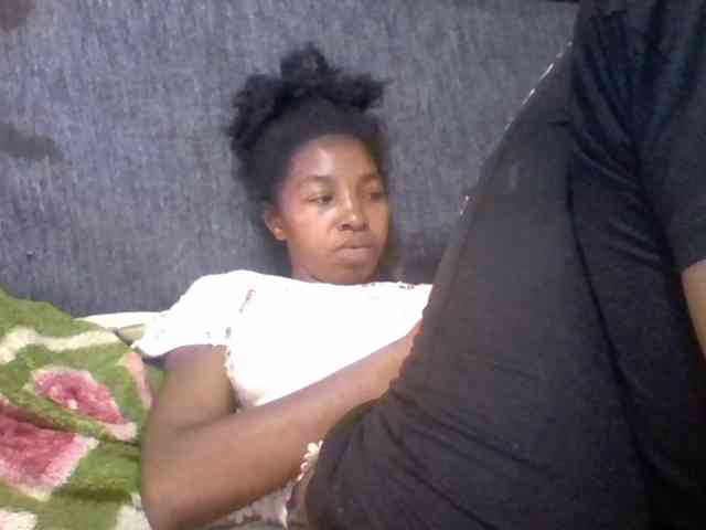 BigHairypussy webcam