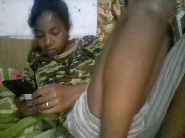 BigHairypussy webcam