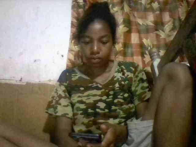 BigHairypussy webcam