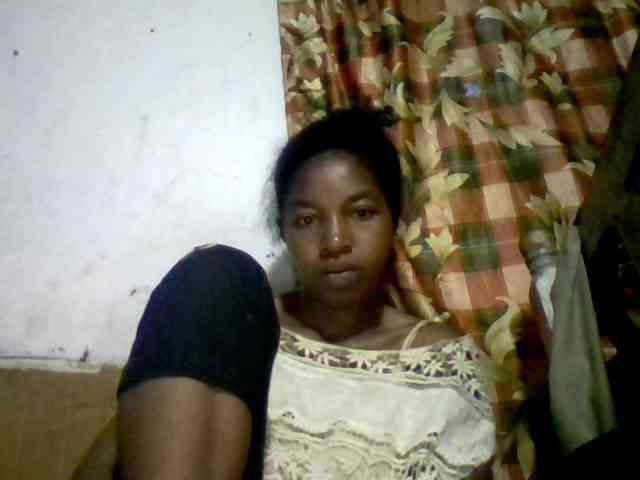 BigHairypussy webcam