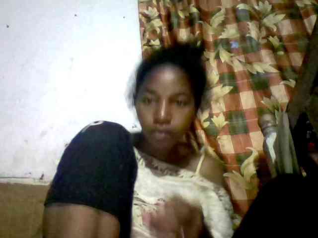 BigHairypussy webcam