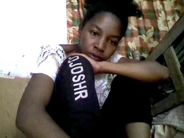 BigHairypussy webcam