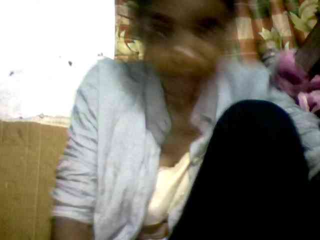 BigHairypussy webcam