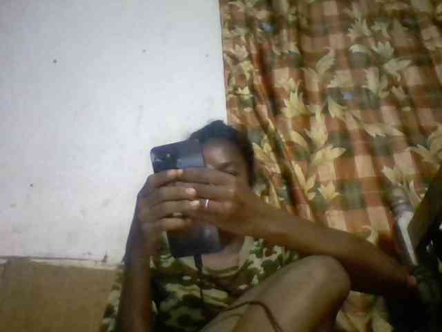 BigHairypussy webcam