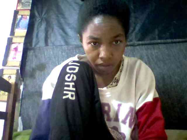 BigHairypussy webcam