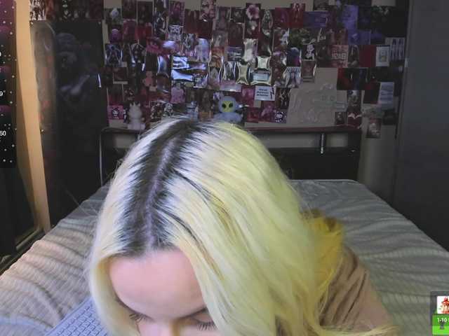 Angel1Bunny live cam on BongaCams